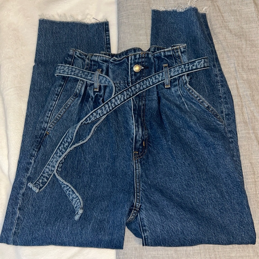Abercrombie mom jeans